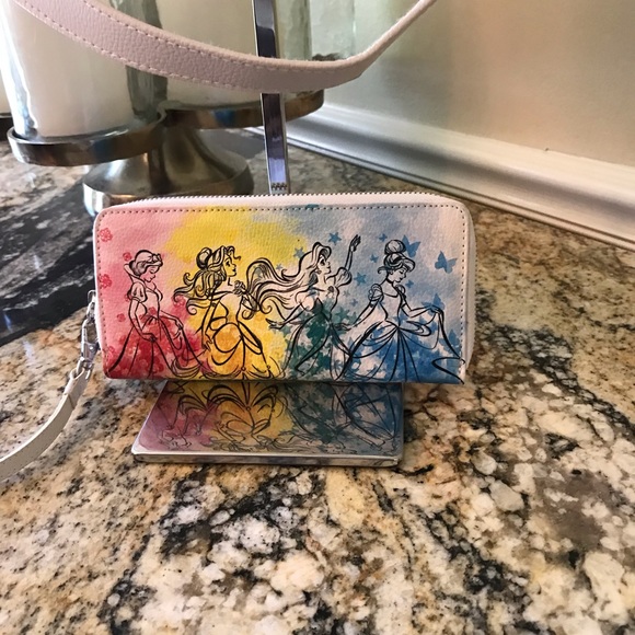 Very nice Disney princess handbag with matching wallet - Picture 2 of 16
